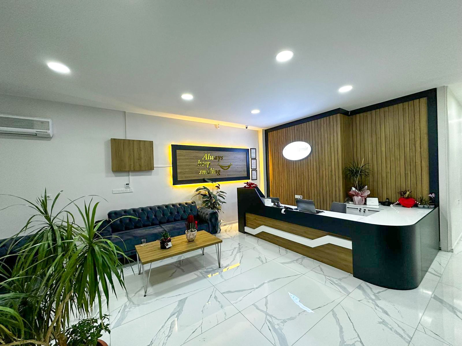 Denta İzmir karşılama alanı